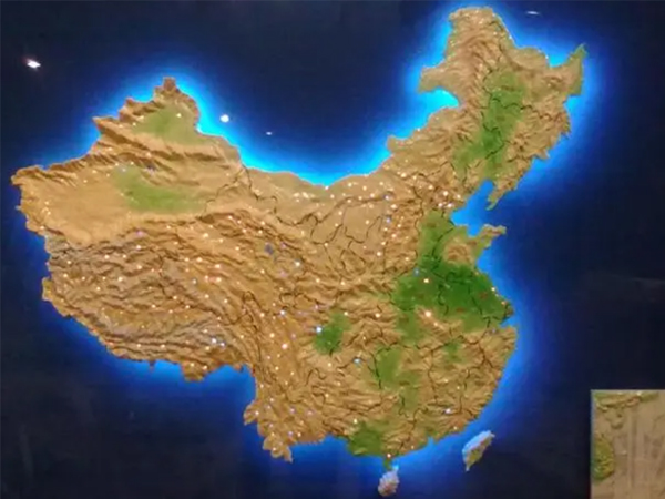 中國(guó)地形沙盤(pán)